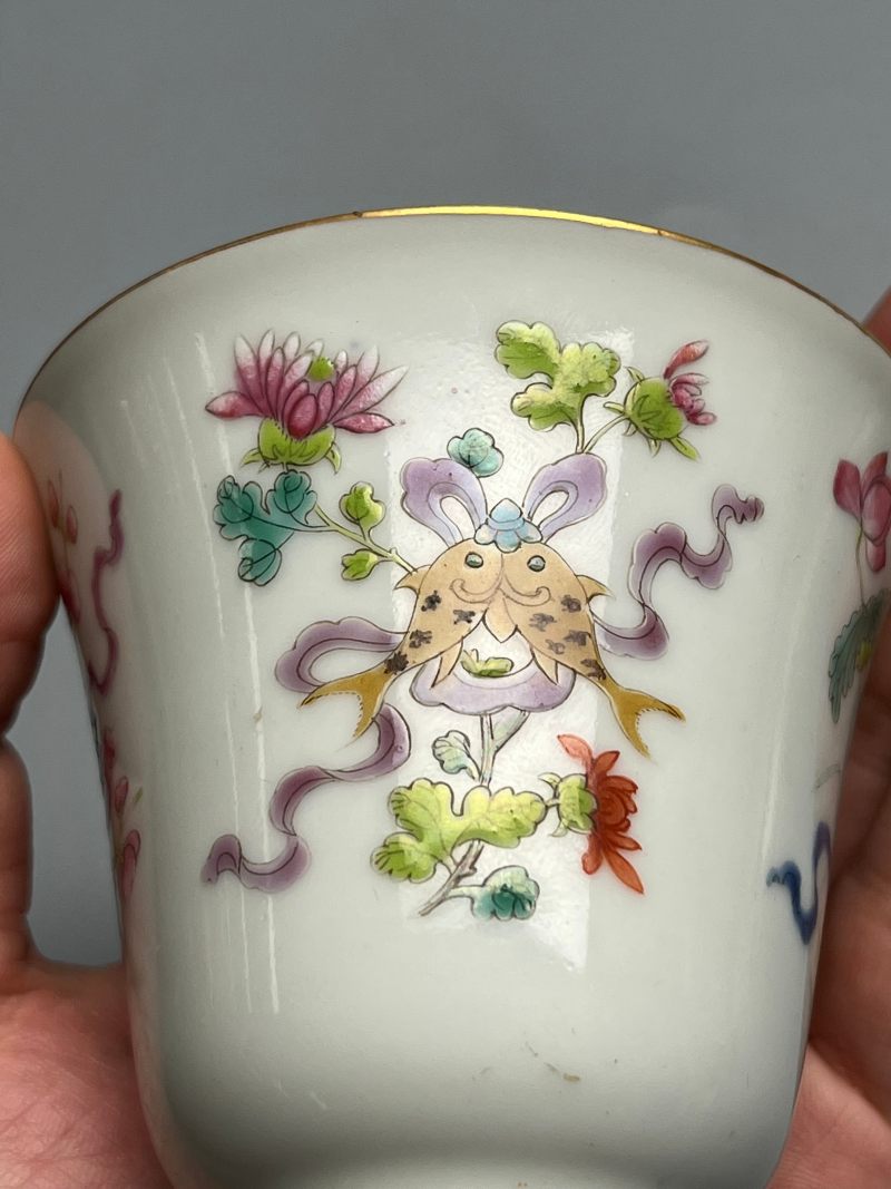 清道光  粉彩花卉八吉祥纹盖杯 - 图19