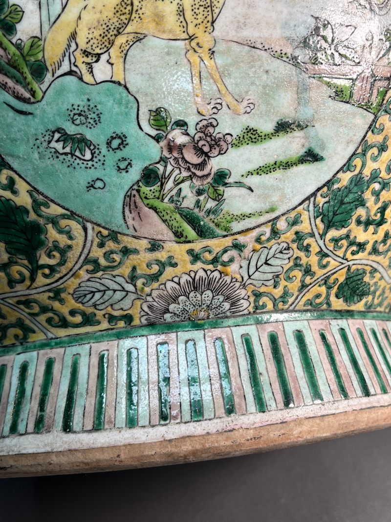清光绪  素三彩花卉开光花鸟纹铺首缸 - 图10