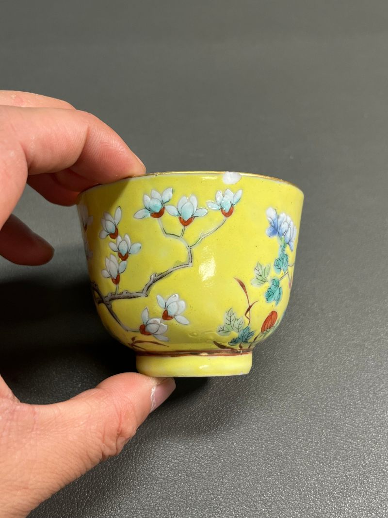 清光绪  黄地粉彩花鸟纹杯 - 图8