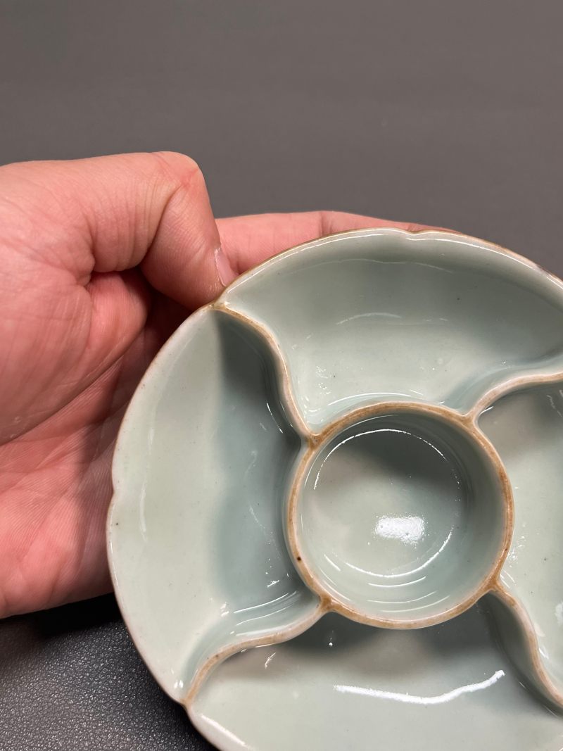 清乾隆  粉青釉调色盘（附老盒） - 图10