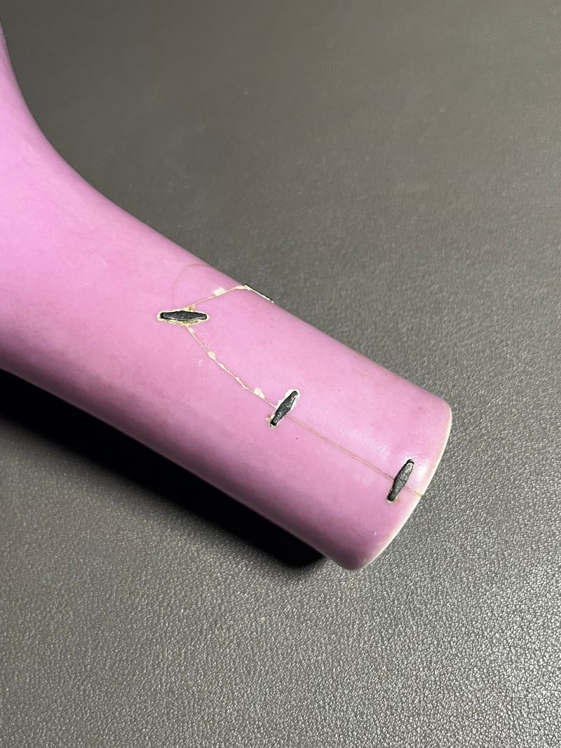 清乾隆  紫罗兰釉胆瓶 - 图17