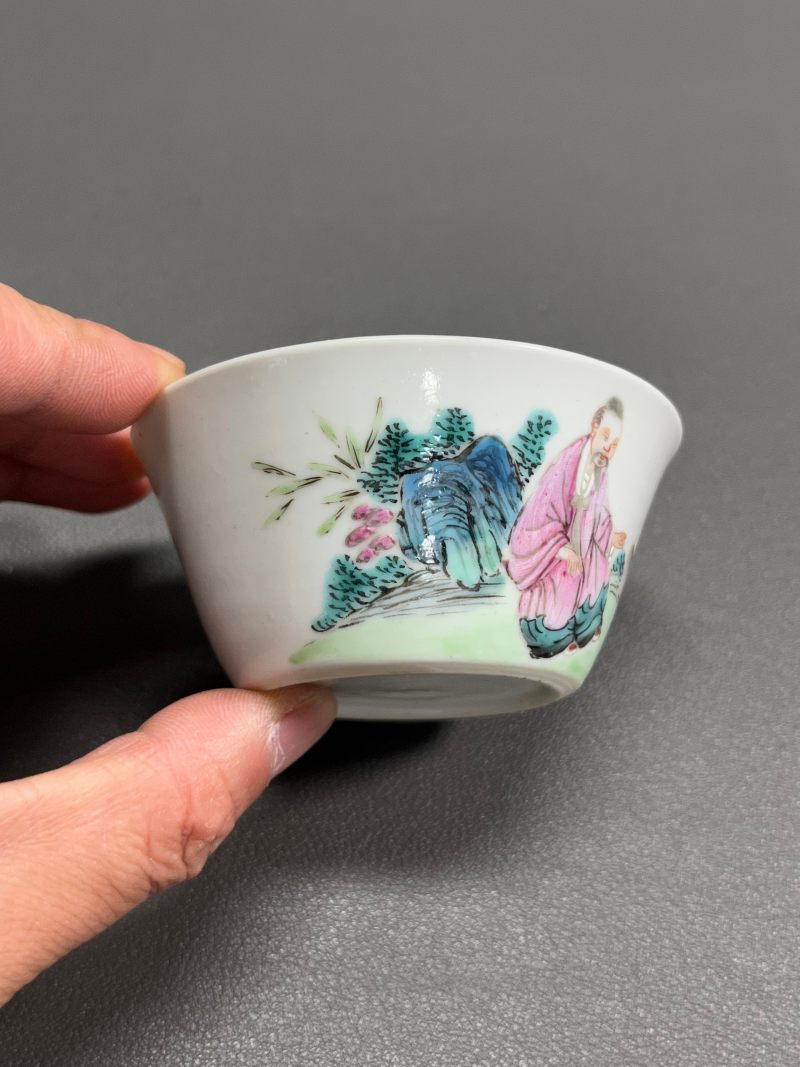 清雍正  粉彩人物故事图马蹄杯 - 图6