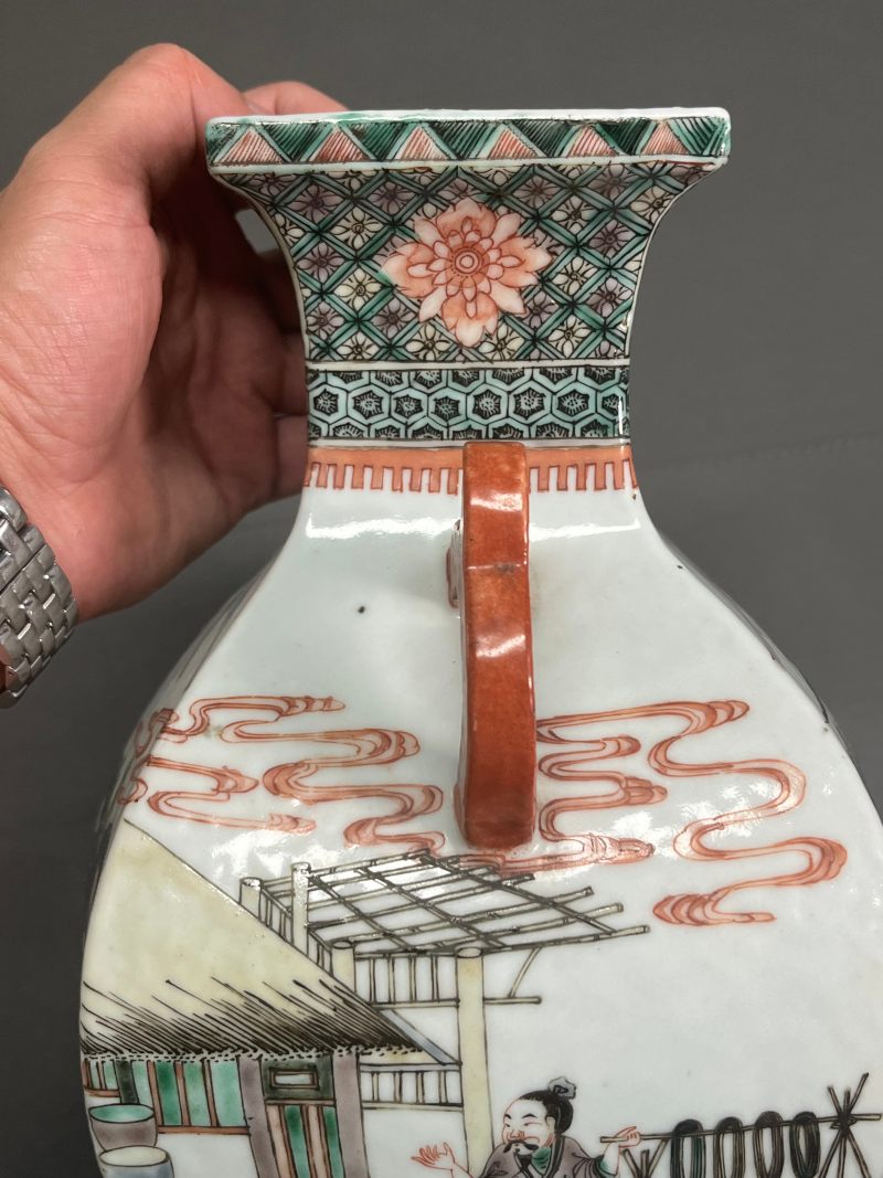 清晚期  五彩“耕织图”双耳四方瓶（一对） - 图28
