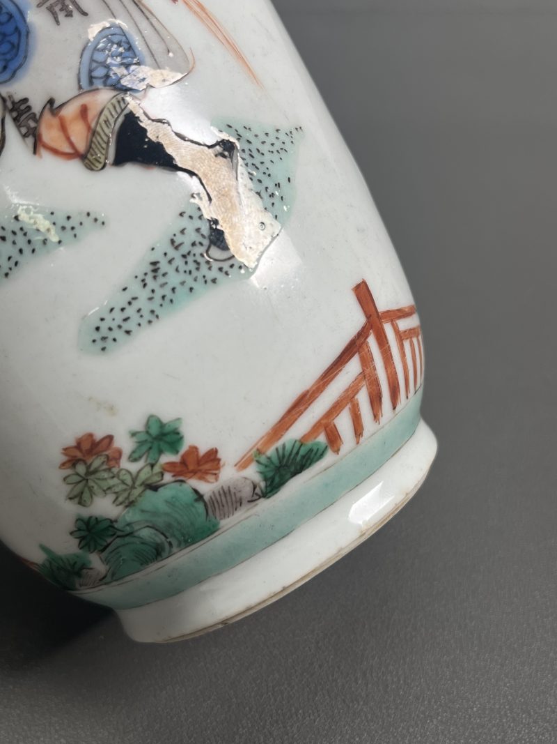 清康熙 五彩人物图小棒槌瓶 - 图11