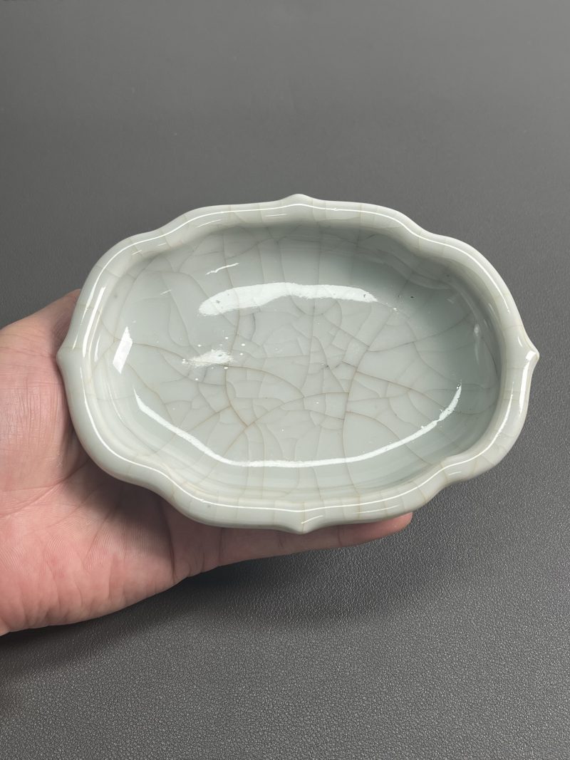 清雍正  仿哥釉海棠洗 - 图3