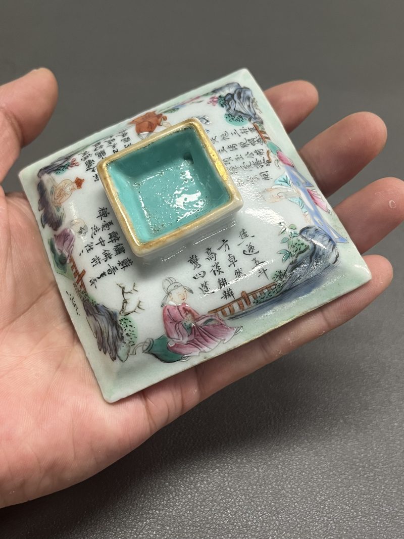清乾隆  粉彩人物诗文四方盖杯 - 图14