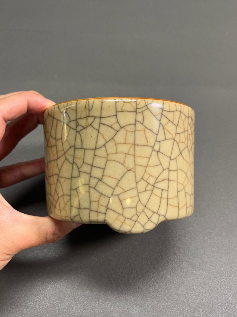 清雍正 黄哥釉筒式炉 - 图6