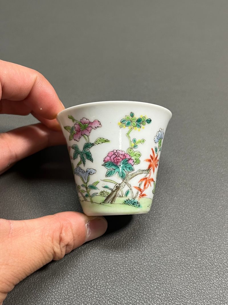 清道光  粉彩花卉纹杯（一对） - 图4