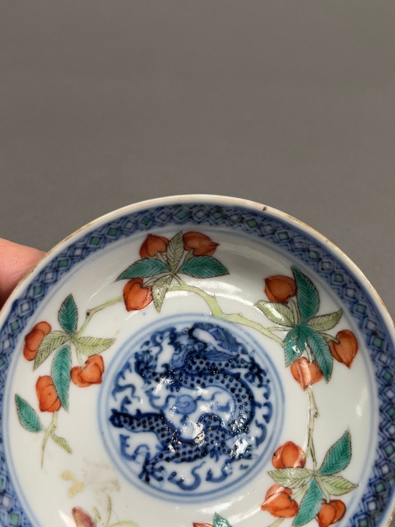 清光绪  青花五彩云龙瑞果纹小盘 - 图6
