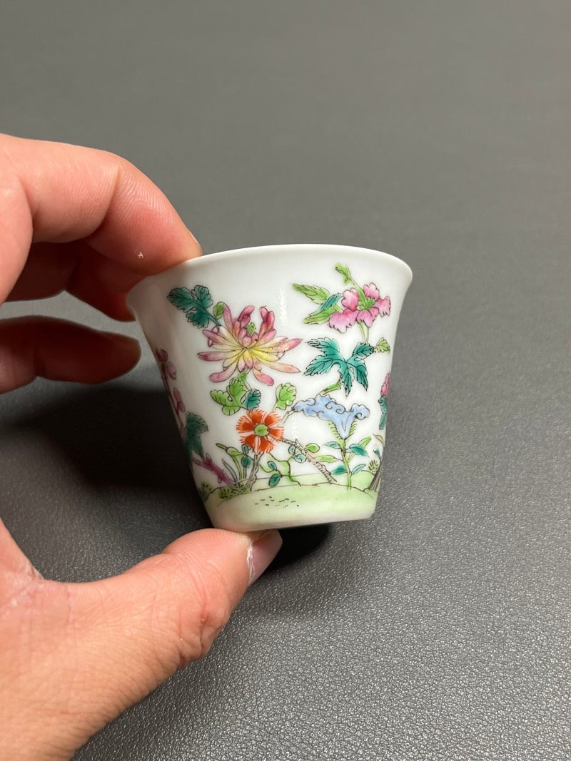 清道光  粉彩花卉纹杯（一对） - 图5