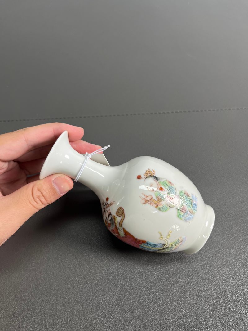 清道光  粉彩“加官进爵”图瓶 - 图6
