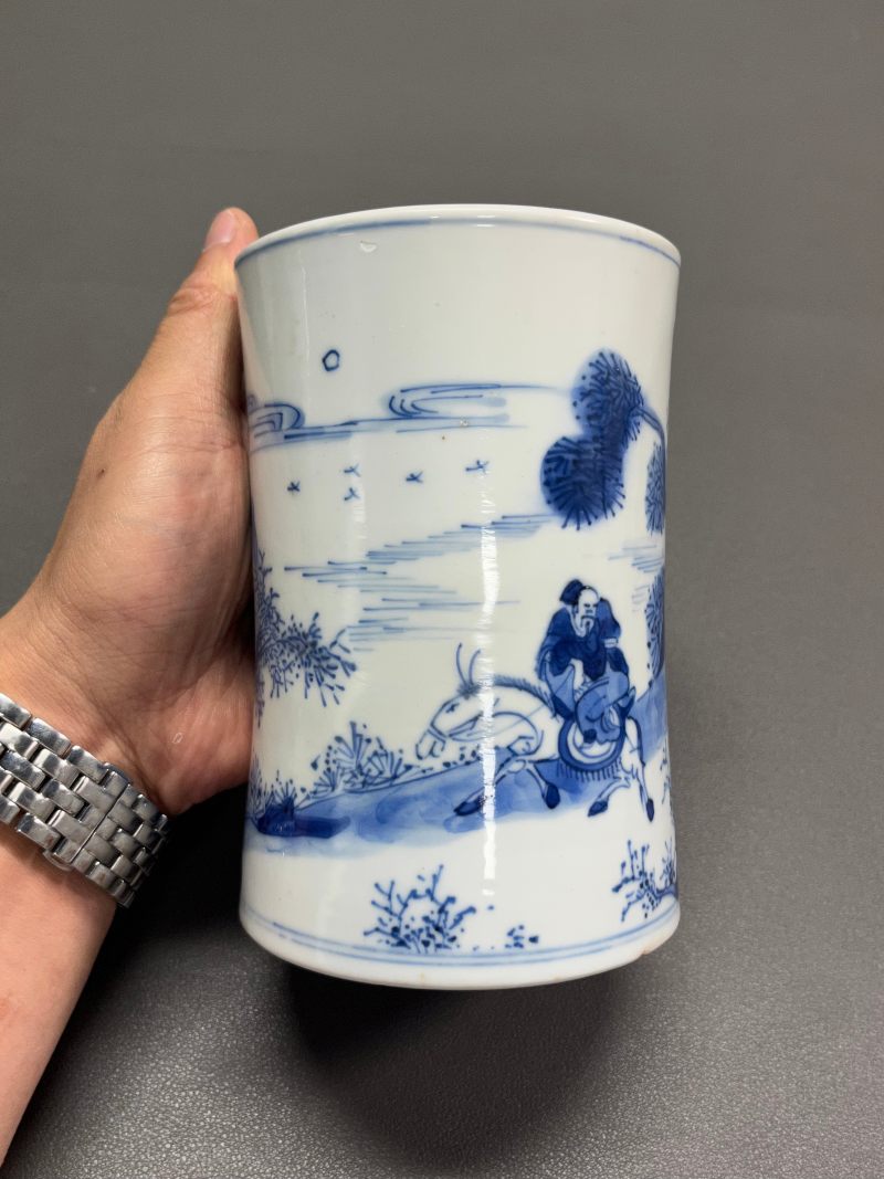 清康熙  青花踏雪寻梅图笔筒 - 图4