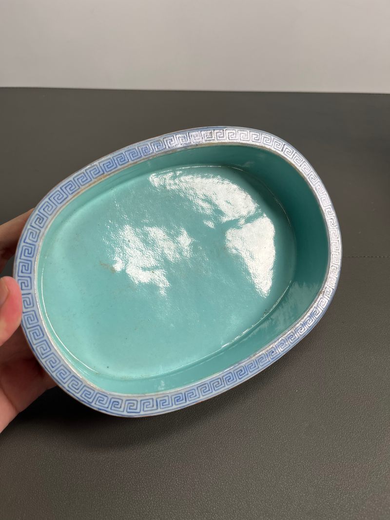 晚清 - 民国  珊瑚红地粉彩花卉纹水仙盆 - 图4