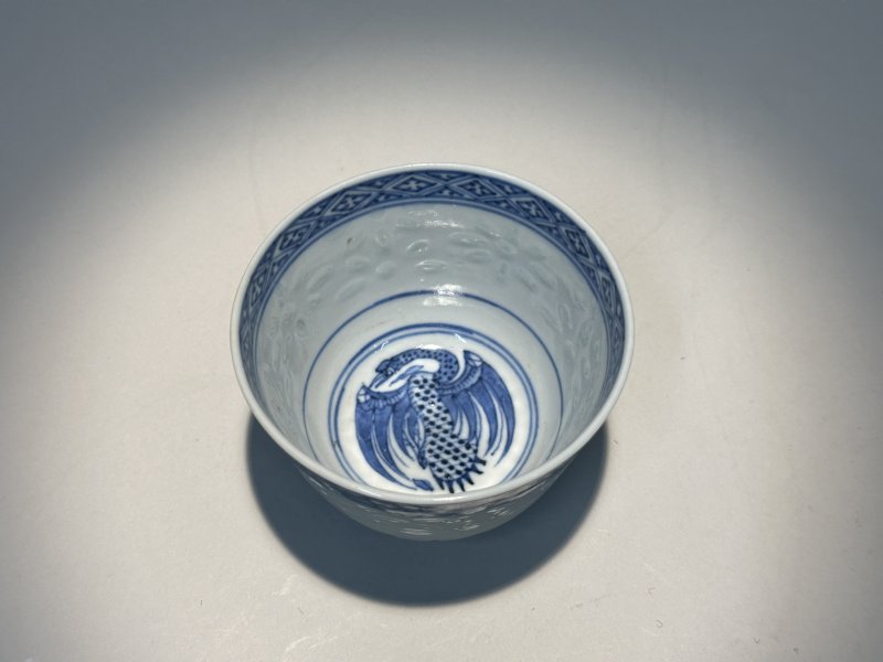 清光绪 青花玲珑瓷“祝寿千岁”图杯 - 图2