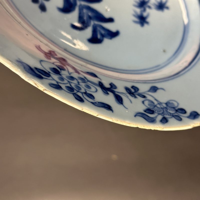 清康熙 青花竹石芭蕉纹折沿盘 - 图4