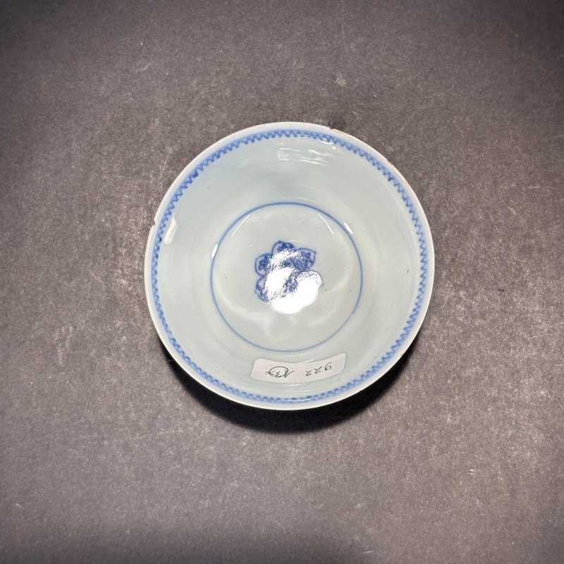 清康熙 青花花卉纹杯 - 图4