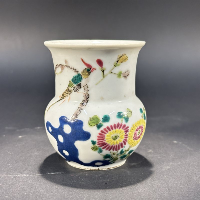 清 粉彩花鸟纹渣斗