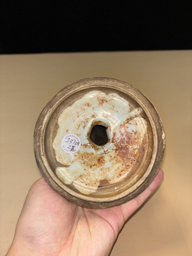 明晚期 青花狮钮三足香熏 - 图9