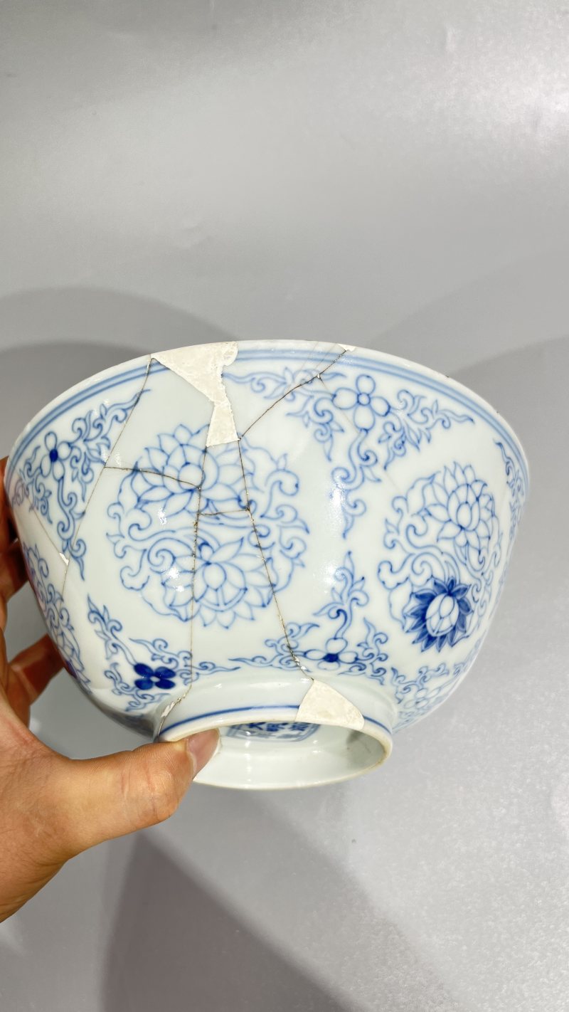 明成化 青花宝相花纹碗（残） - 图5