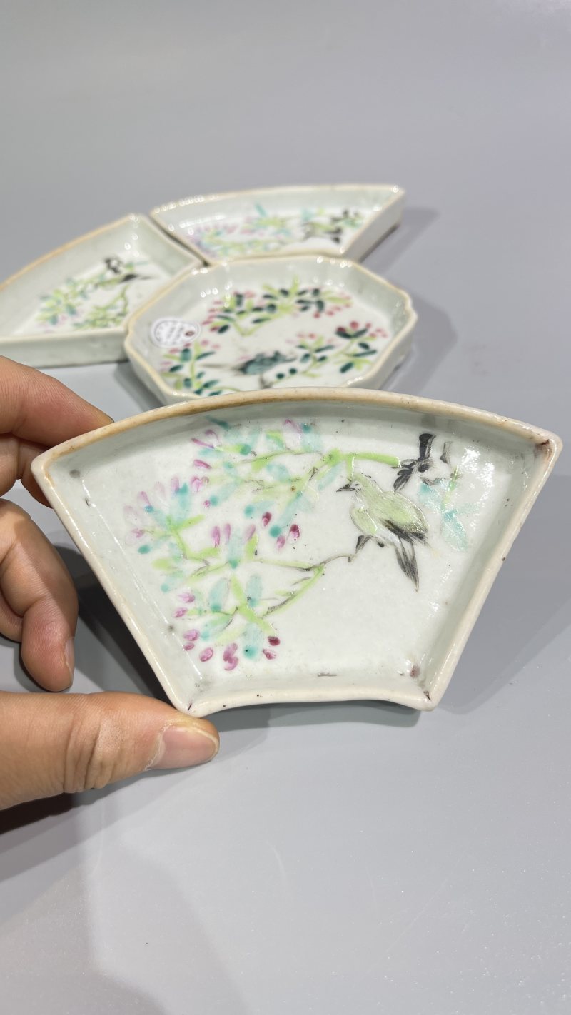 清光绪 浅绛彩花卉纹七子拼盘 - 图6
