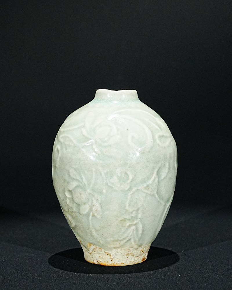 明 湖田刻花瓶