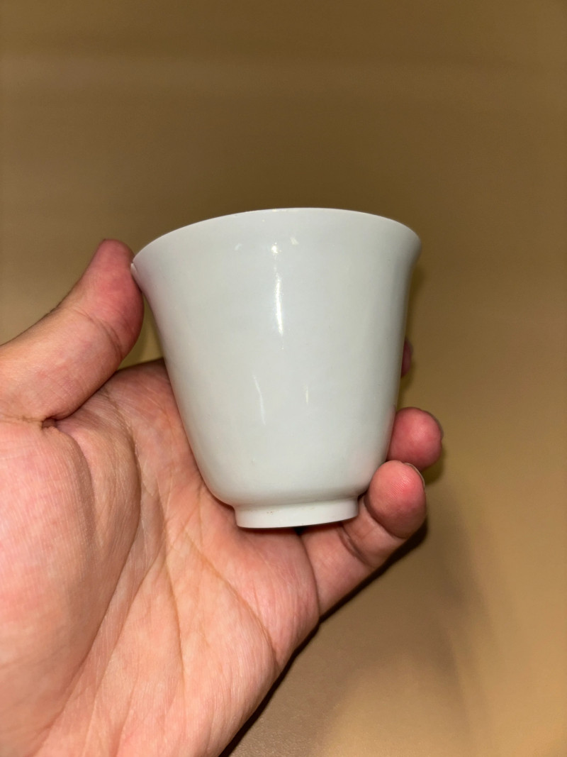清康熙 白釉拱花云龙纹铃铛杯 - 图3