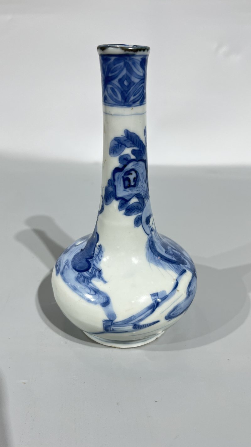 明 青花人物纹长颈瓶 - 图3