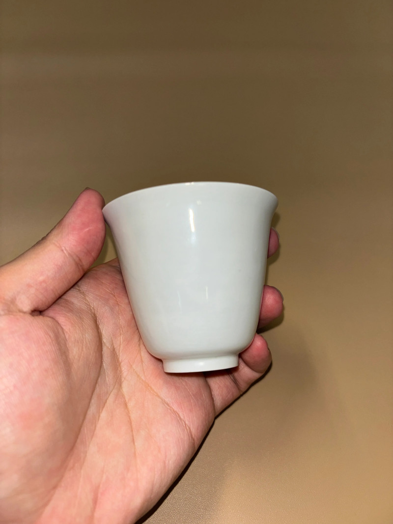 清康熙 白釉拱花云龙纹铃铛杯 - 图4