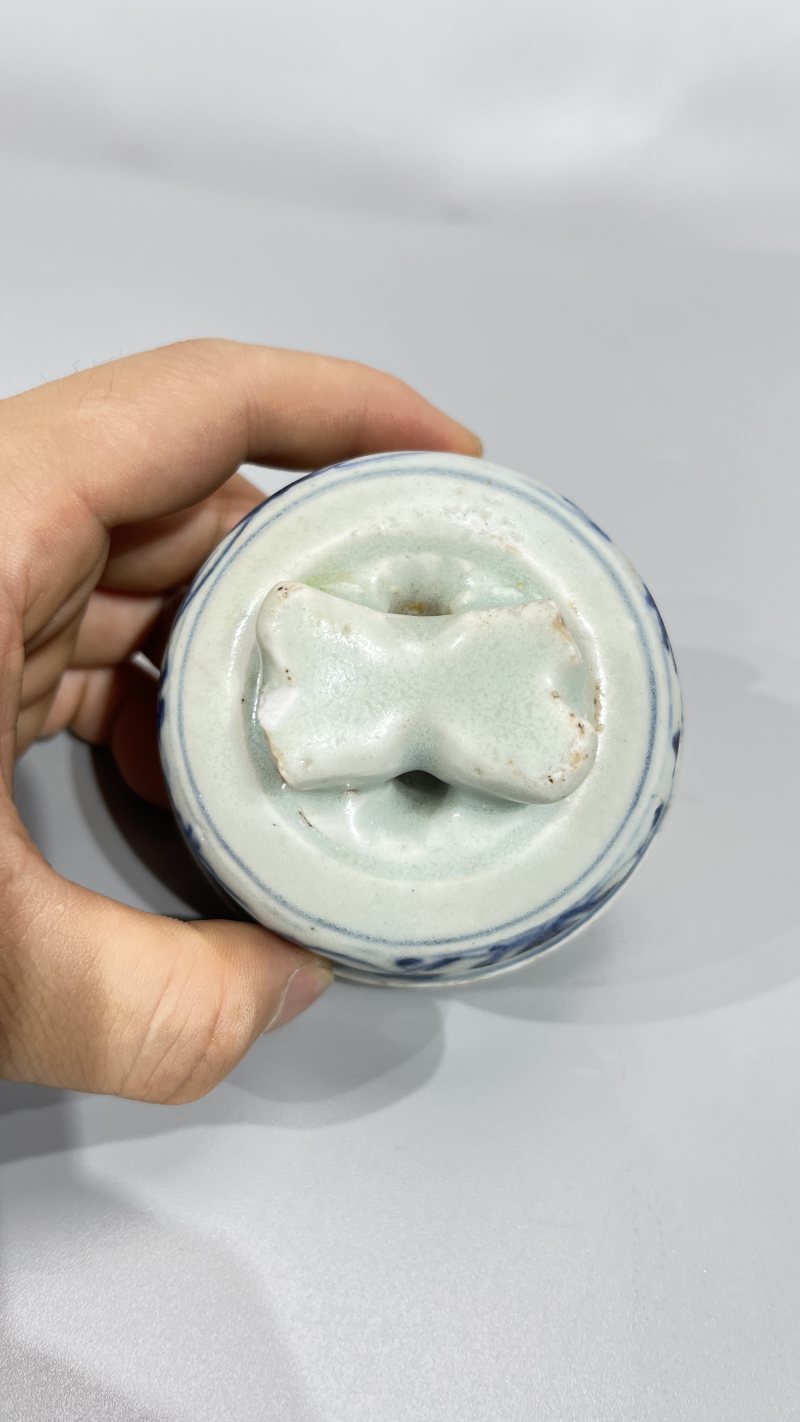明洪武 青花缠枝银锭纽权 - 图7