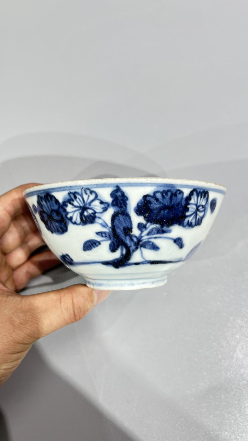 明 青花花卉纹碗 - 图2