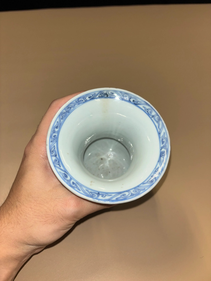 明万历 青花花蝶纹渣斗 - 图7