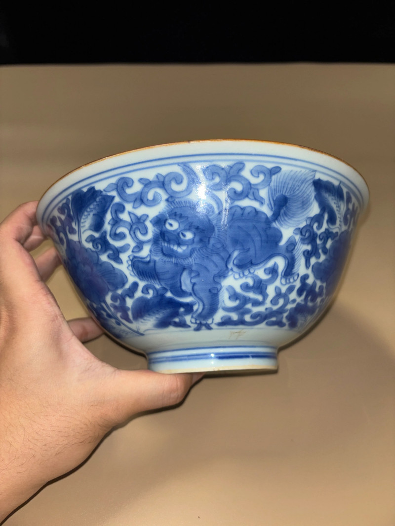 清康熙 青花狮子穿花大碗 - 图2