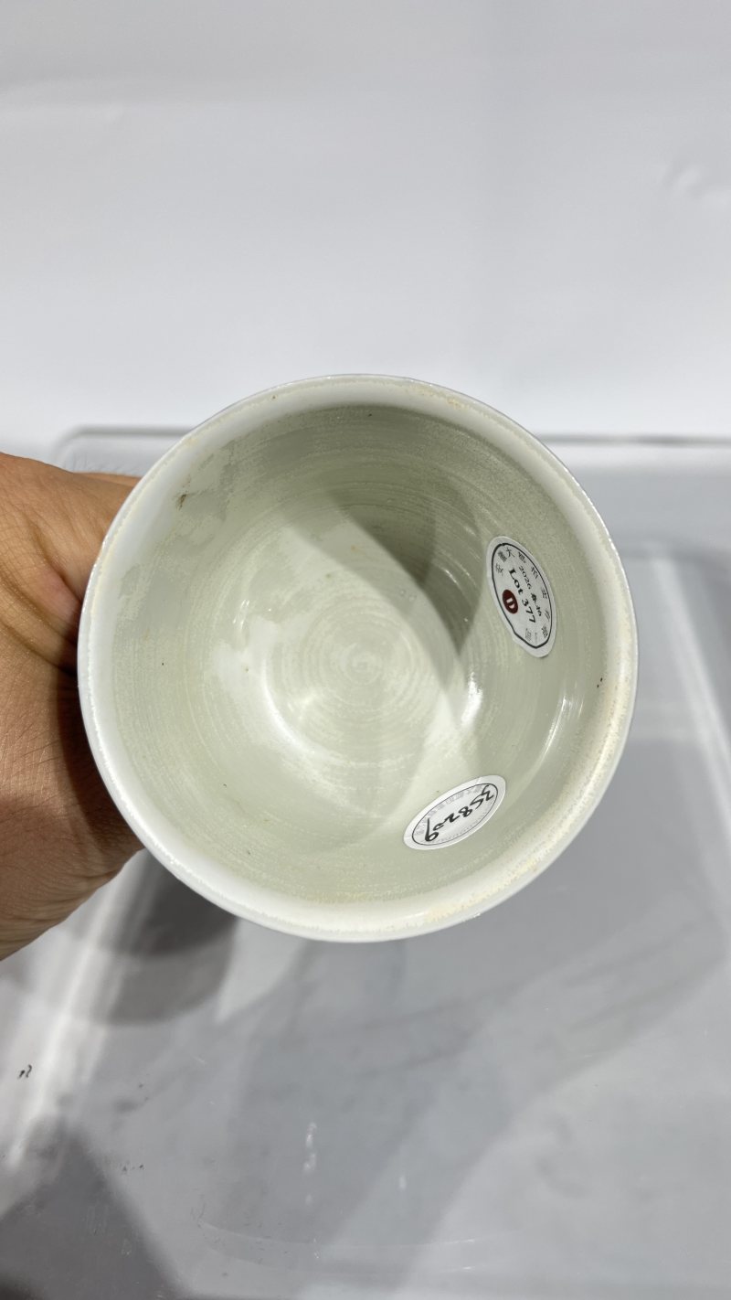 明 霁蓝釉刻花高足杯 - 图5