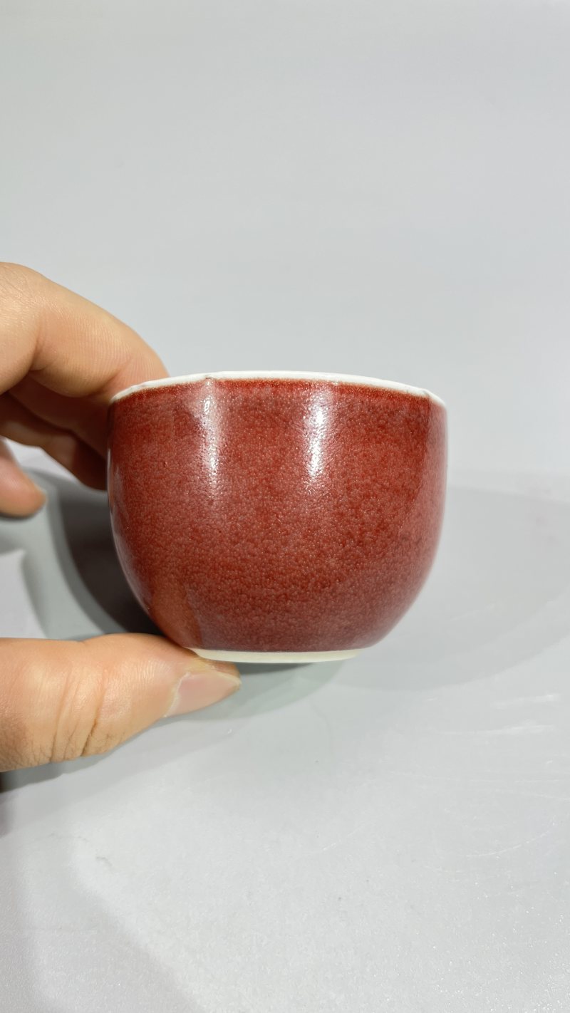 清 红釉杯（一对） - 图3