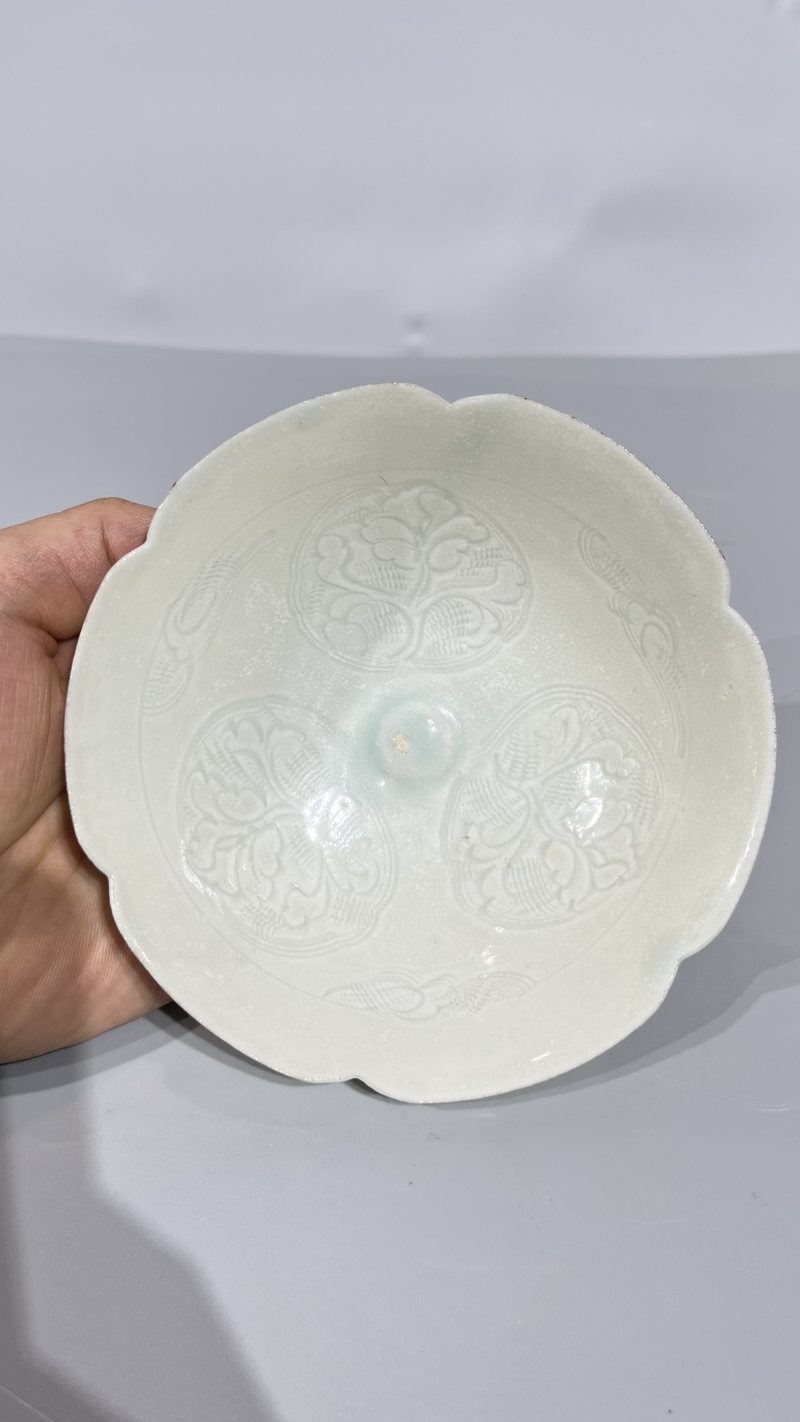 明 湖田刻花花口盏 - 图2