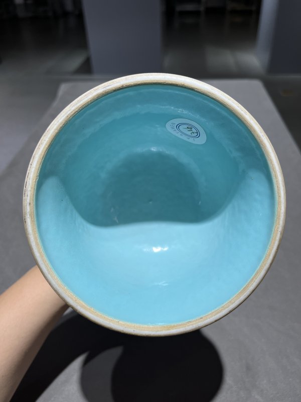 清嘉庆 粉彩缠枝花卉八吉祥花觚 - 图10