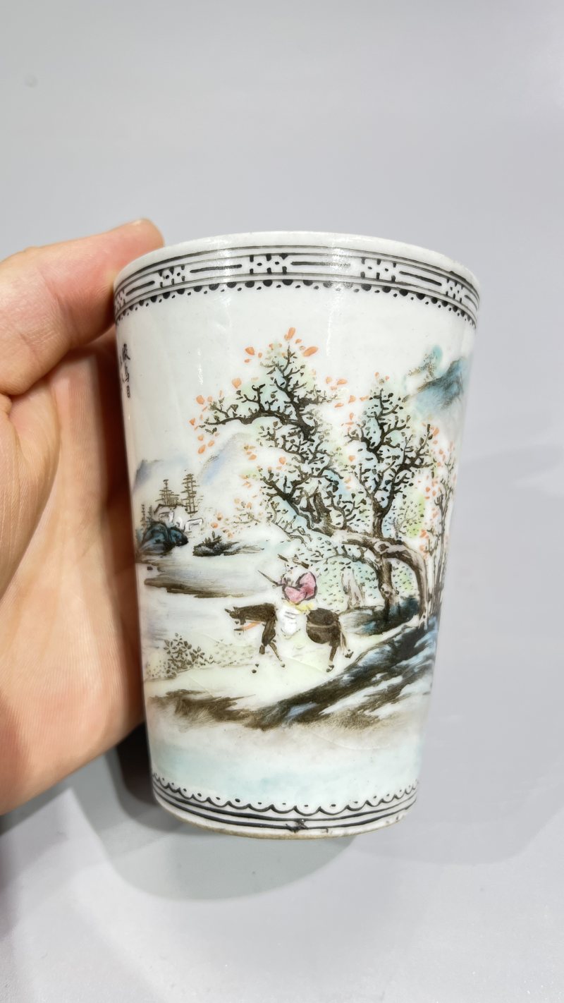 民国 汪云山 新粉彩山水人物杯一对 - 图4