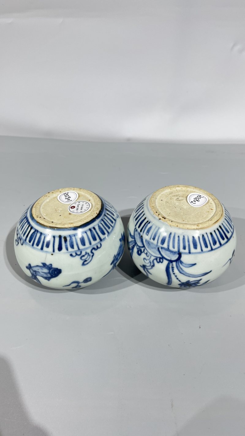 明中期 青花鱼纹、莲花纹盖罐（一组） - 图6