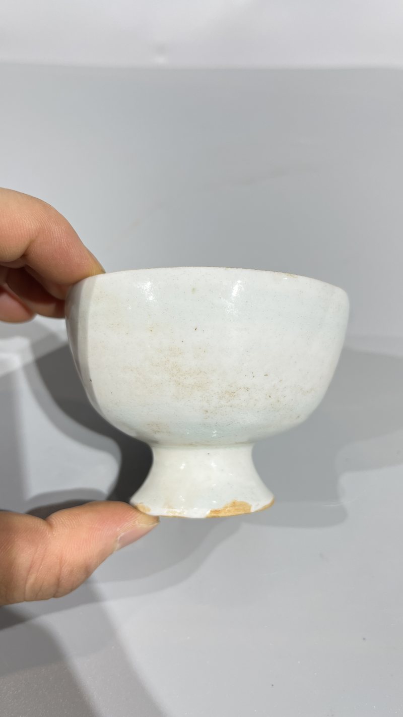 明 青白瓷高足杯 - 图3