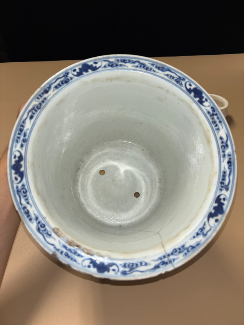 清 青花骏马图花盆、德化白釉兽耳炉 - 图13