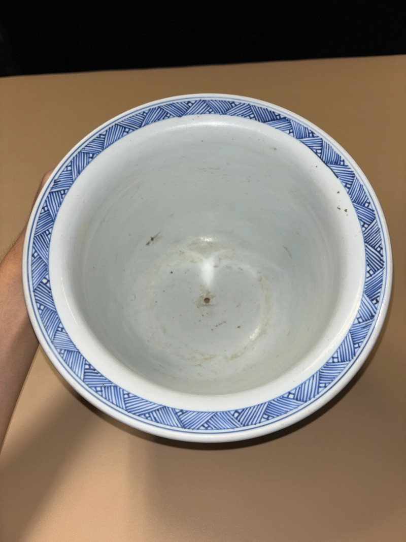 清康熙 青花山水人物纹花盆 - 图7