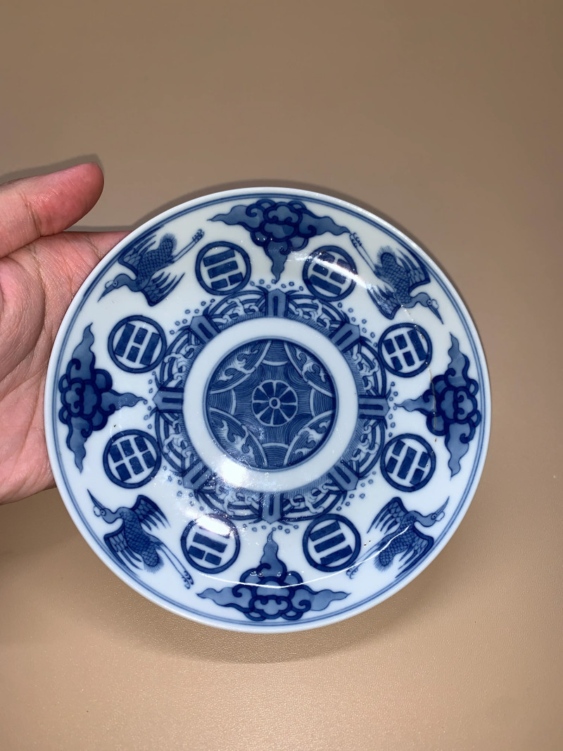 清光绪 青花云鹤八卦纹盘 - 图2