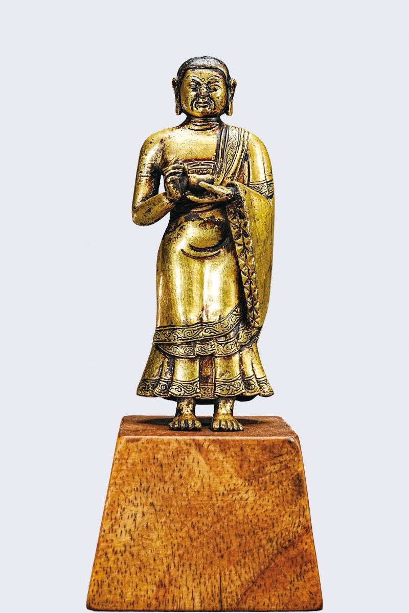 清 铜鎏金持钵罗汉立像