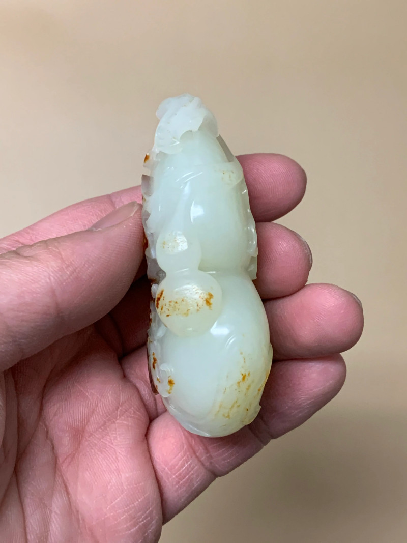 清 白玉红皮巧雕葫芦镇纸 - 图3