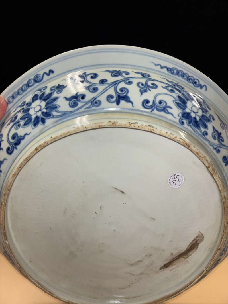 明空白期 青花牡丹纹大盘 - 图12