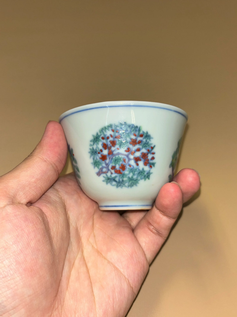 明成化 斗彩花鸟纹杯 - 图3