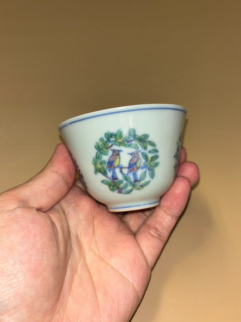 明成化 斗彩花鸟纹杯 - 图4
