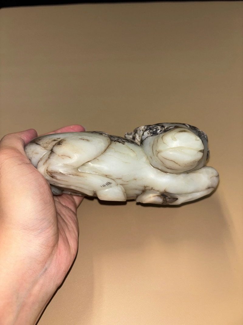 清乾隆 原皮白玉牛摆件 - 图5