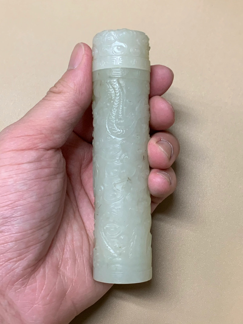 清 双龙云纹带盖玉香筒一对 - 图5