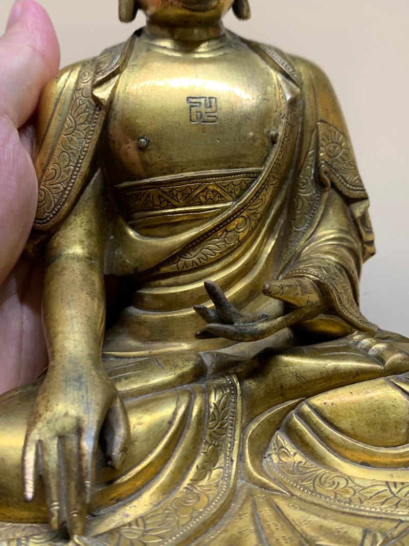 明 铜鎏金释迦摩尼像 - 图8